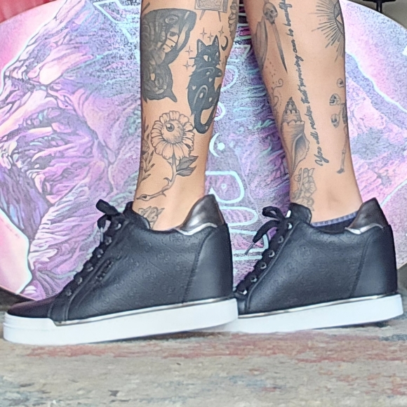 GUESS Women's FLOWURS Wedge Sneakers size 11M New without box - Picture 4 of 10